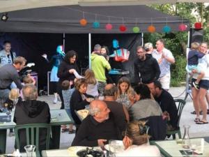 Campings Chalet confortable avec terrasse - 5 personnes - API-1-52-569 : photos des chambres