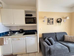 Appartement avec terrasse et parking, proche plage - FR-1-197-635