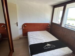 Appartements Appartement renove au coeur de Super Besse avec balcon et parking prive - FR-1-814-81 : photos des chambres