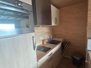 Appartements Appartement 5 pers a Super Besse avec Wi-Fi - FR-1-814-94 : photos des chambres