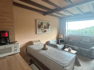 Appartement 5 pers à Super Besse avec Wi-Fi - FR-1-814-94