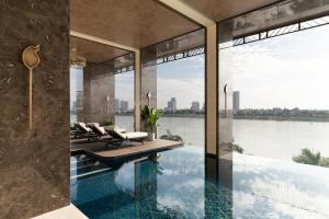 SOMA HOTEL Riverside
