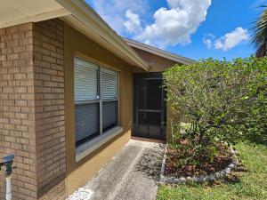 Magical Getaway- Cozy Home Minutes from Disney, Restaurants & Outlets!