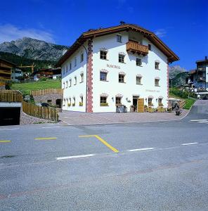 Apartments Restaurant Rusctlea