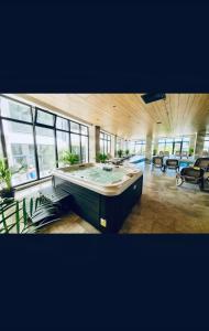 Alezzi Odyssey Luxury Pool Spa