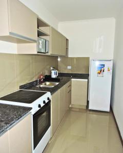 Atardecer urbano en el corazón de Carlos Paz