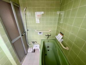 GU Hotel Traditional Japanese-Style House in Tokyo15 Minutes by Train from Shinjuku Sleeps Up to 10 Guests