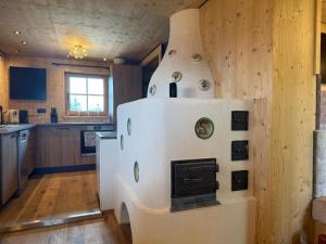 Panoramic hut in the ski area