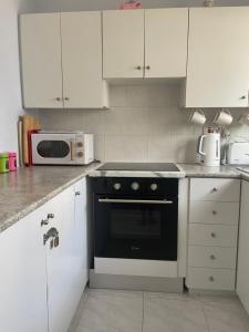 Pelagos Hill Apartment