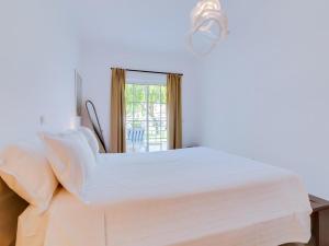 Apartamento JV com 2 quartos e piscina, Vilamoura