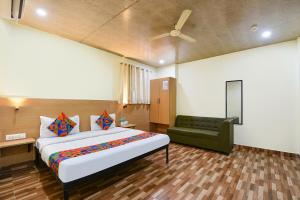 FabHotel Royal Reena Residency