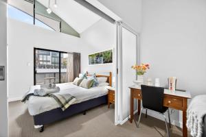 Cloud Nine City Centre 1BDR