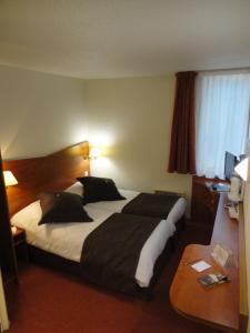 Hotels Kyriad Chantilly : Chambre Lits Jumeaux