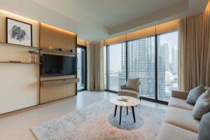 TRPS - Address Opera, Downtown - Full Burj Khalifa View, Premium 3BR Unit - 4hvězdičkové hotely ve městě Dubaj