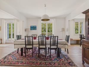 650m de la mer-Grande maison pour 10 avec piscine