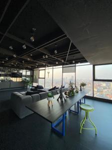 The Base Central Pattaya, High Floor, Seaview