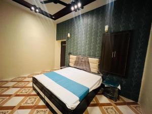 Suraj guest house