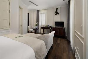 Jade Boutique Hotel