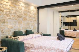 Appartements Charming cozy studio in the 17th ideal for 2 : photos des chambres