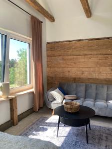 Klimatyczny wiejski dom w górach Sowich - Przygórze 201