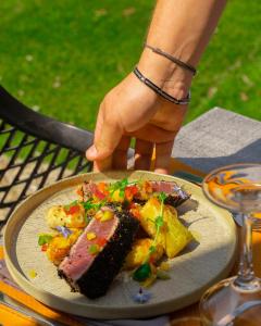 Hotels Logis Hotel-Restaurant Saint Romain : photos des chambres