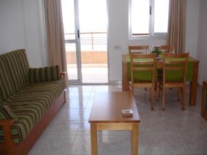 Apartment with Sea View room in Coblanca 8 - Zand Properties