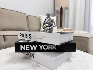 Stylish 1BR in Hamilton House