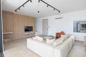 Ayia Napa Orea Villa OR2