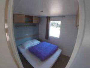 Campings Camping 3 etoiles - Piscine - eehci0 : photos des chambres