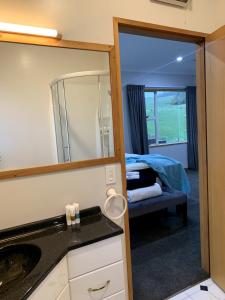 Cheerful country home with 3-bedrooms, 2-bathrooms