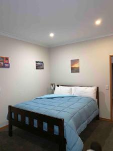 Cheerful country home with 3-bedrooms, 2-bathrooms