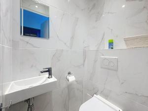 Bright one bedroom apartment on La Croisette