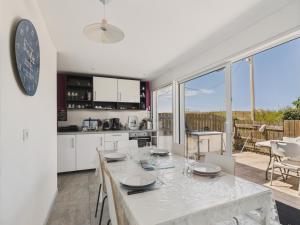 20 m de la plage, appart pour 4, terrasse