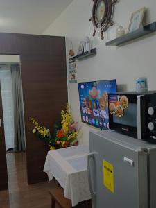 Florians suite in Air Resideneces Makati