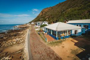 Silver Spray Beach Accommodation