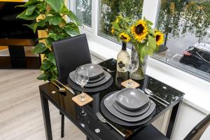 Free parking - Fast Wifi - Hallamshire & Childrens Hospital