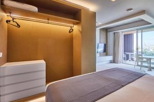 Silken Atlantis Suites - Holiday Homes