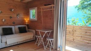 Hotels capsule Tiny-Pool-Lake : photos des chambres