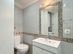 Comfort in the heart of Alfama #1985