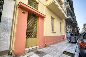 Central, 90qm & quiet, 12 mins from Acropolis