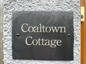 Coaltown Cottage Cosy 4 bed cottage with log burner, close to Gower beaches