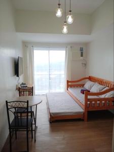 1BR Condo at The Loop