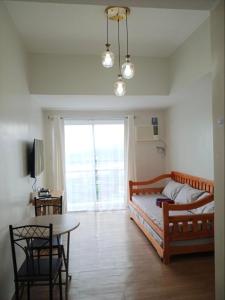 1BR Condo at The Loop