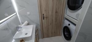 Angelo Waves, luxery apartment in Platanos, Leros