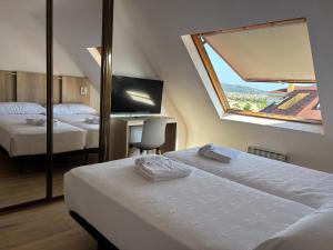 H Pelayo Isla Auto Check-In Rooms