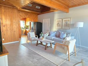 Quiet Retreat & Alfresco Garden