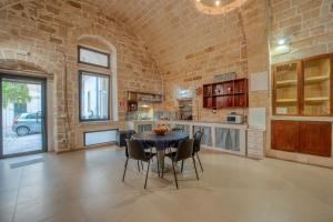 San Leonardo Apartments