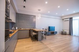 Stylish 2BR apartment in Tbilisi with great City & Kura river view