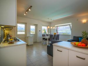 Rose Rossa Roselina Terrassen Ferienwohnung OG