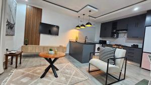 Plush 1Bed Apartment - PHI Great East Rd